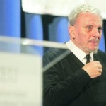 Crónicas sobre la Conferencia de Kiko, en el CEU (18 de Mayo 2010)