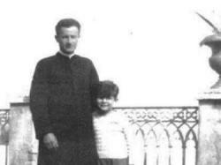 Un cura de pueblo nombrado "Justo entre las Naciones" 